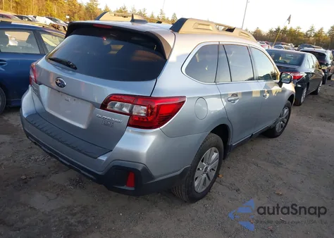 2018 Subaru Outback 2.5I Premium из США, поврежденный, VIN 4S4BSACCXJ3227027